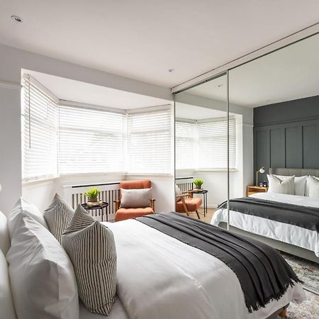 Large Luxury Solihull House - The Residence - Close To Nec - Sleeps 9 Exterior photo