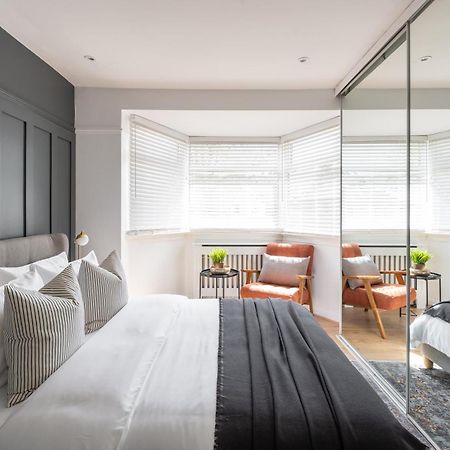 Large Luxury Solihull House - The Residence - Close To Nec - Sleeps 9 Exterior photo