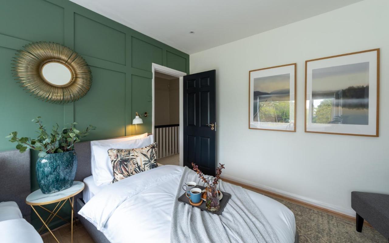Large Luxury Solihull House - The Residence - Close To Nec - Sleeps 9 Exterior photo