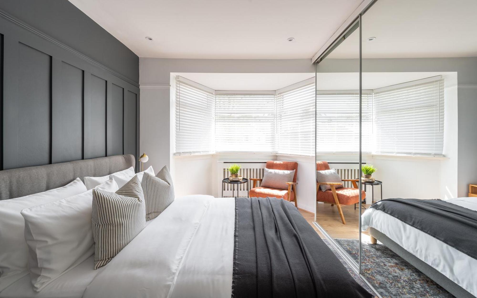 Large Luxury Solihull House - The Residence - Close To Nec - Sleeps 9 Exterior photo